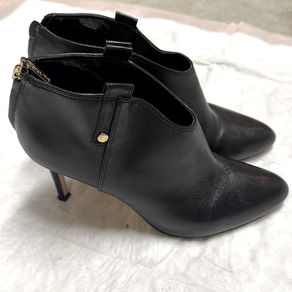 Black Leather Stiletto Ankle Booties with Gold Zipper 7.5M